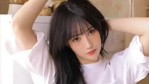 高铁车厢内抽烟